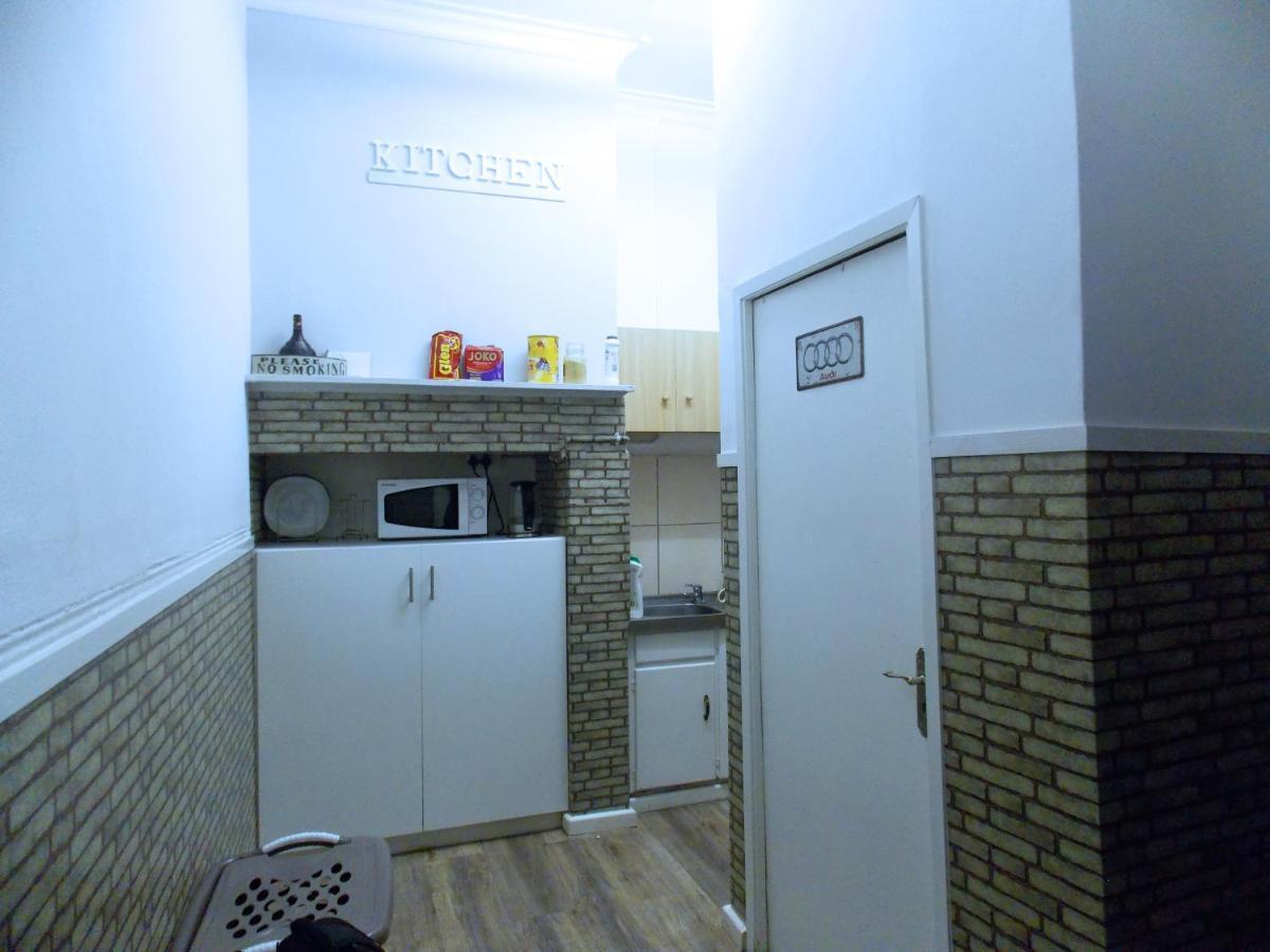 Trap Houz Backpackers Hostel Kaapstad Buitenkant foto