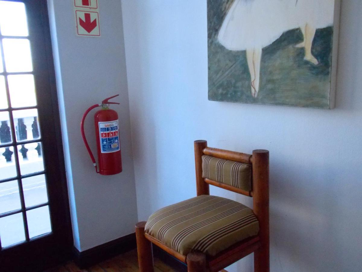 Trap Houz Backpackers Hostel Kaapstad Buitenkant foto