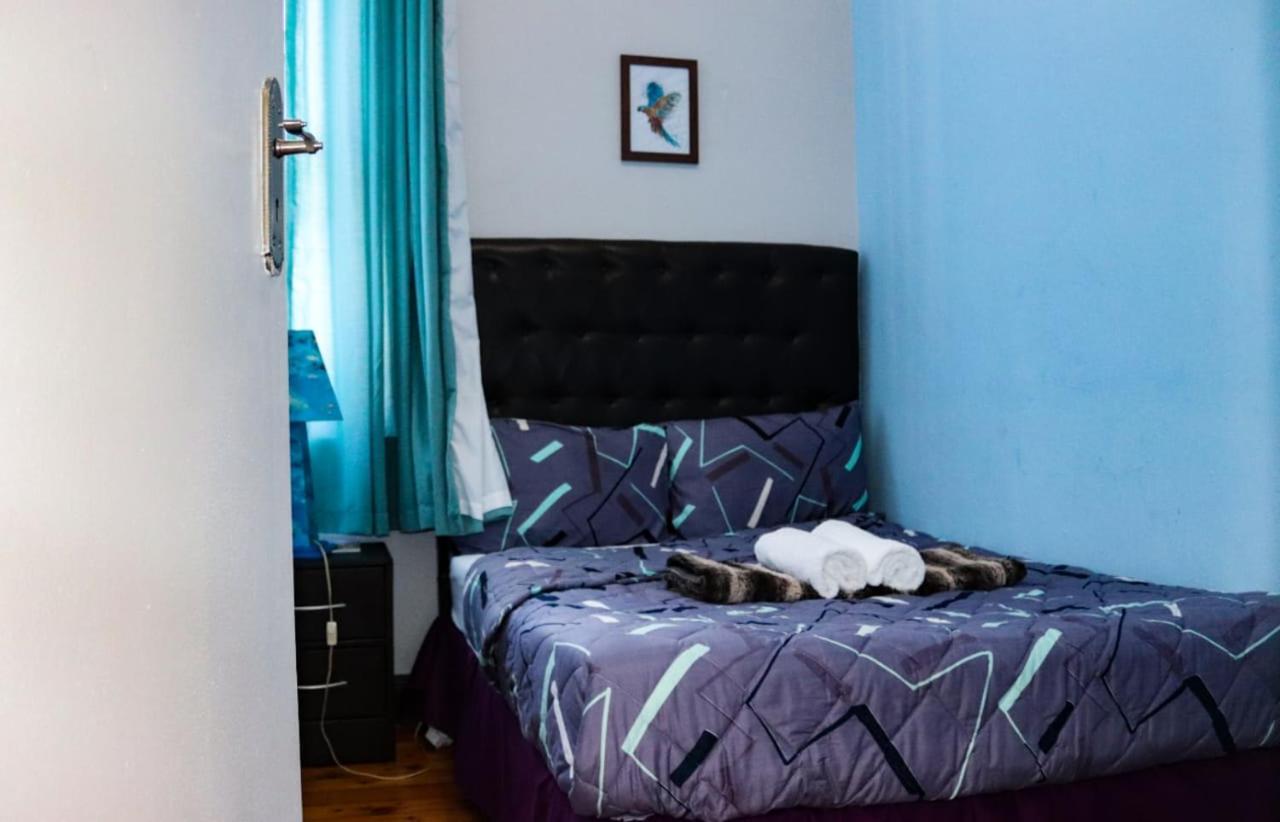 Trap Houz Backpackers Hostel Kaapstad Buitenkant foto